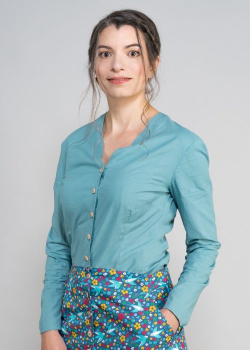 Anne â€“ Bluse in Ozeanblau