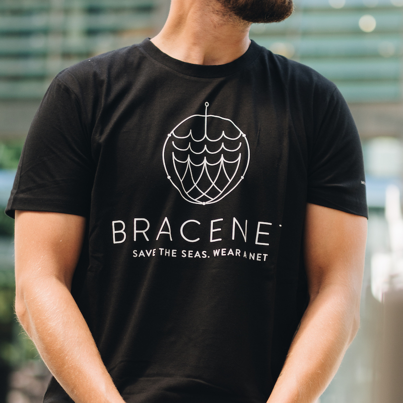 Bracenet T-Shirt (Bild Presseordner Bracenet)